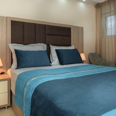 Apartmani Tref Petrovac Bagian luar foto