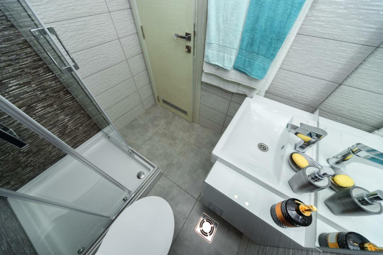 Apartmani Tref Petrovac Bagian luar foto