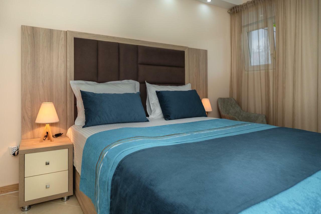 Apartmani Tref Petrovac Bagian luar foto