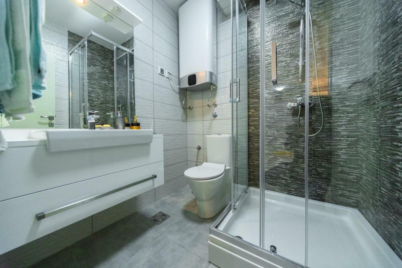 Apartmani Tref Petrovac Bagian luar foto