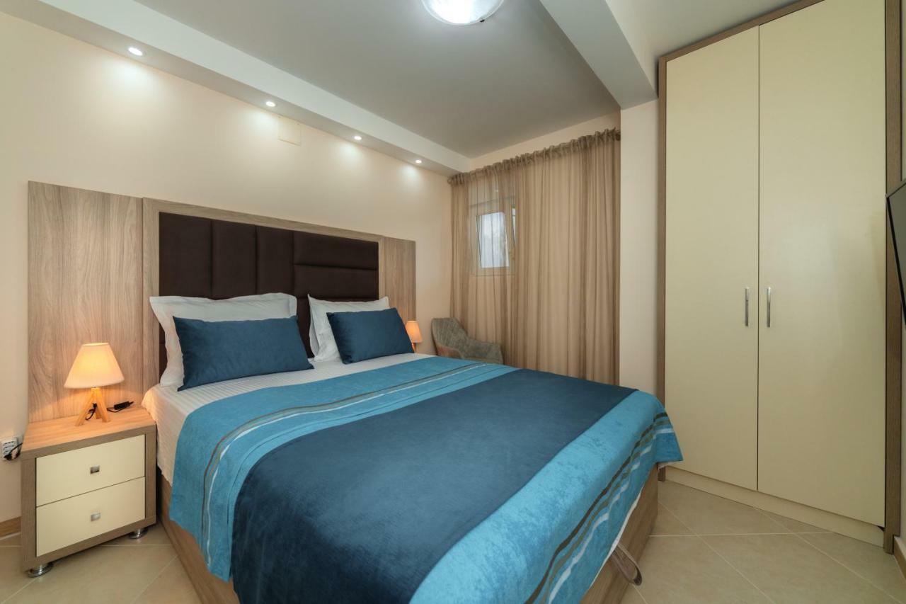 Apartmani Tref Petrovac Bagian luar foto