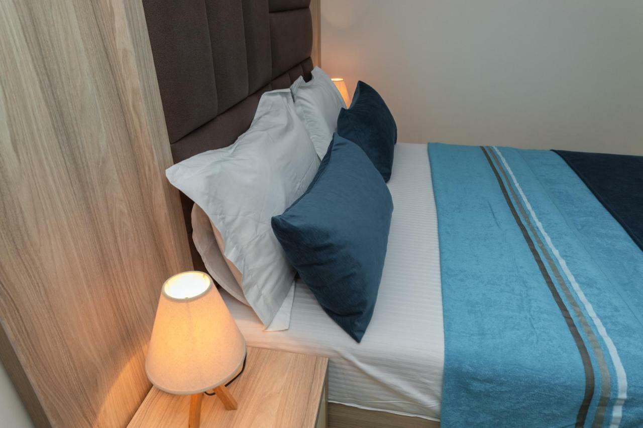 Apartmani Tref Petrovac Bagian luar foto