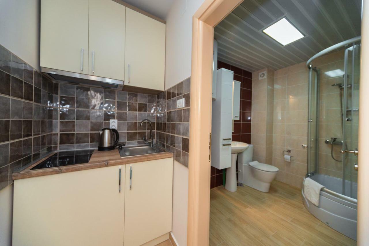 Apartmani Tref Petrovac Bagian luar foto